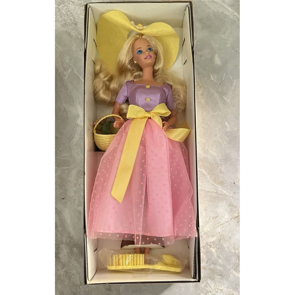 Spring Blossom Barbie Doll BLONDE First Avon Exclusive 1995 Mattel # 15201 NRFB